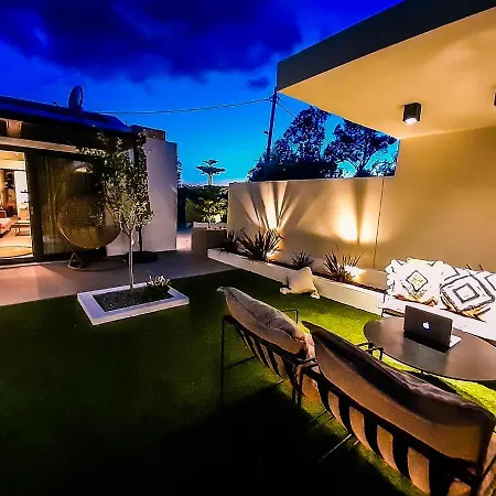 Ataraxia Luxury Acharavi Nyaraló *