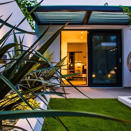 Ataraxia Luxury Acharavi *